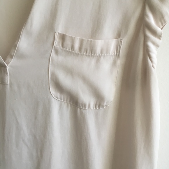 Repeat Silk Top with Breast Pocket Blouse in Light Ivory Cream Blush sz 42 / L - Picture 6 of 8